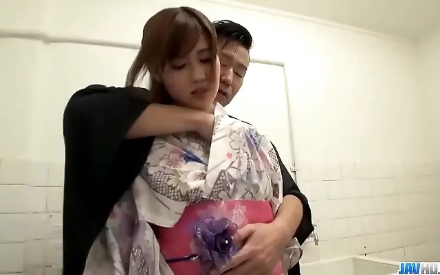 磁力链接 本人 精品在线观看 Her Japanese shower fantasy with Yumi Maeda and forbidden creampie heat