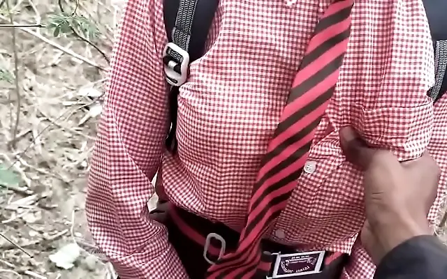 9精品 av无码 毛片一 Naughty Desi Schoolgirl Gets Rough Jungle Sex With Perfect Ass