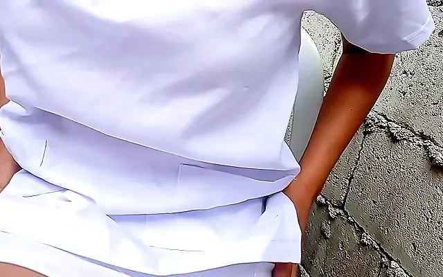 Pinay nurse enjoys passionate sex with construction worker in eerie hospital