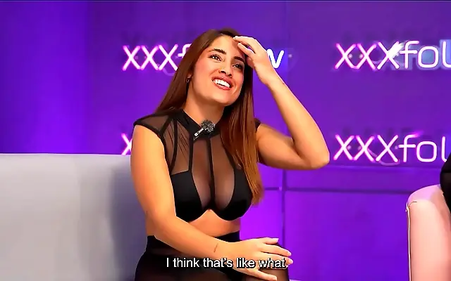 做受高潮 久久久久久久 本在线 Busty Blonde Latina Paula Rojas Seduces in Steamy Interview Gone Wild