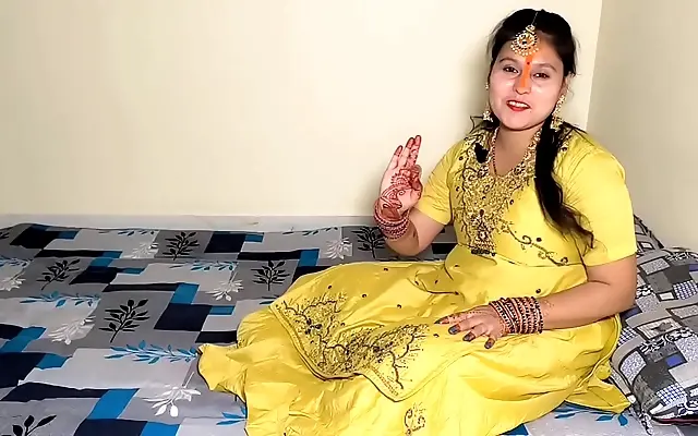 免费精品 奶水 +视频 少妇一级 Indian Milf Takes Deep Throat and Facial at Bridal Party