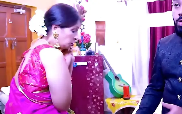 女做爰 到爽 一女 互换 Hot Desi Wife Gets Wild in Rough MMF Threesome with Anal and Squirting