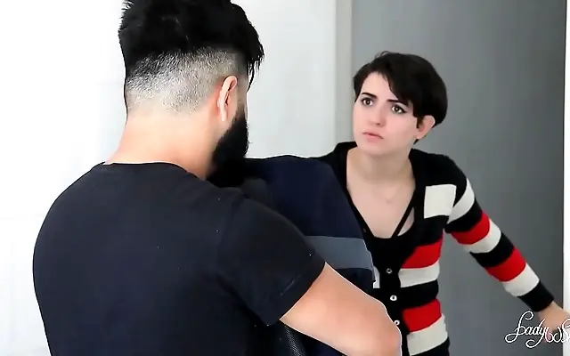 7国产 人片 国产一级 Caught in the act girlfriend's half-sister seduces me in secret