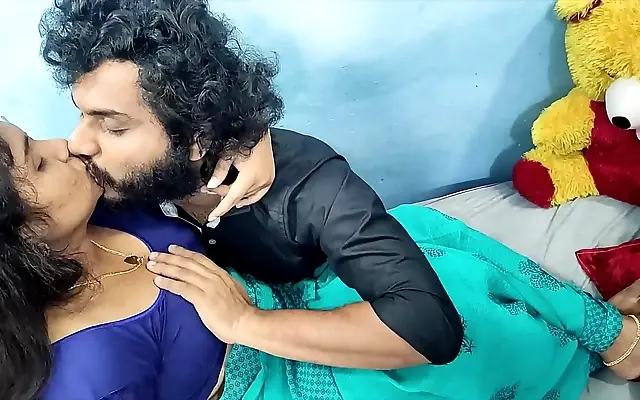 Sensual Indian Housewife Sneaks Away for Forbidden Fun with Uber Driver
