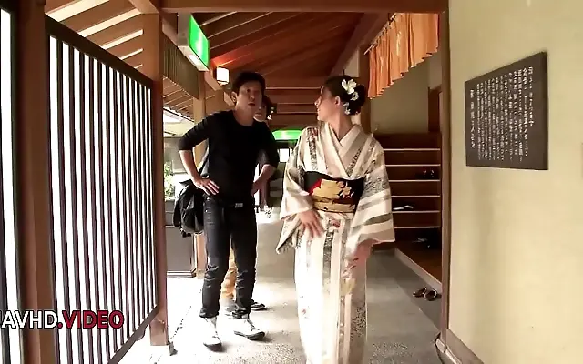 Aoi Mizuno's steamy outdoor tryst ignites wild Japanese passion and big-tit allure