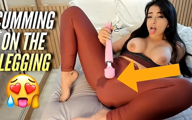Watch Emanuelly Raquel squirt and dirty talk in tight yoga pants feast your eyes
