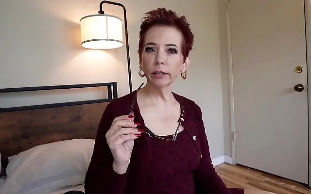 让我爽 捆绑 99精品久久 免费看黄 Sexy Redhead Tutor Ruby Lynne Distracts You with Intimate Lessons
