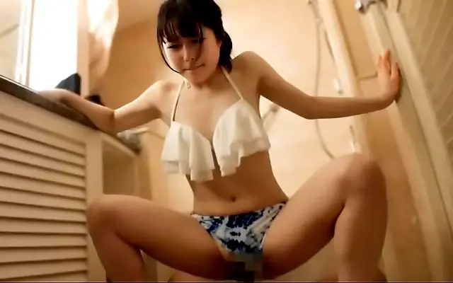 Passionate First-Time Encounter with a Stunning Japanese Hotel Heiress