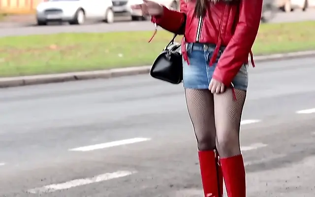 亲女 免费一区二区 成人网 Rebecca Volpetti Takes a Hard Street Fuck in Heels and Tight Leather