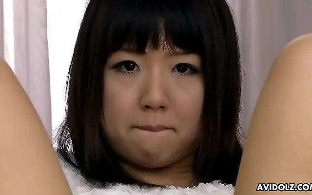观看黄 +高清 日本一区二区 D电影 Japanese Wife Tomomi Nakama Uncensored Solo Masturbation Bliss