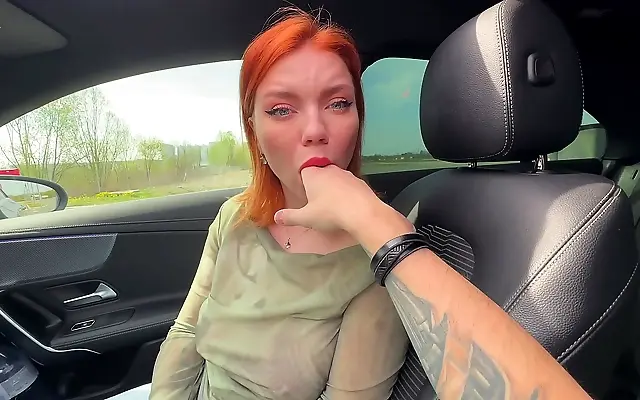 亚洲精品久久 福利在线 看动漫 国产精品久久久久 Redhead rides and swallows after deep throating a fat uncut cock