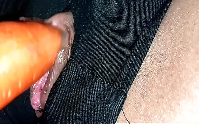 好爽A片 影院在线观看免费 AV一区二区 精品久久久久 Fruit Filled Pussy Fucking Until She Squirts Real Wetness