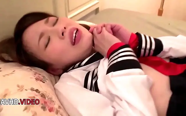 无码一区二区 人做爰 内谢 人免费视频 Misaki the seductive Asian goddess devours cock with insatiable hunger